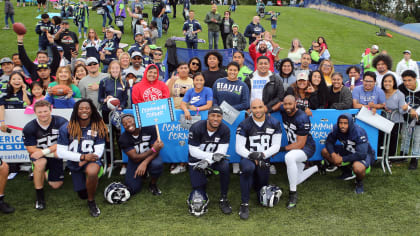 Charitybuzz: Be a Seahawks Honorary Youth Co-Captain & 2 Club Tickets on  Nov 12 in Seattle