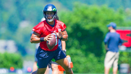 Shane Waldron: Seahawks will keep their quarterback plan 'in-house'