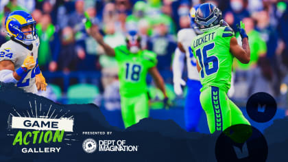 Action Green/Navy Pants ON TNF! : r/Seahawks