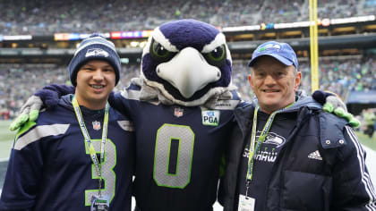 12s Rejoice! The Seahawks Pro Shop Holiday Gift Guide is Here