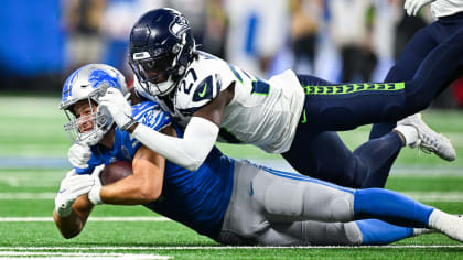 Seahawks News 8/27: Seahawks lose to Packers in preseason finale, suffer a  few injuries - Field Gulls