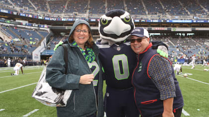 Seattle Seahawk Suites - Single Game