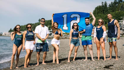 Goodbye, Sea Gals: New Seahawks Dancers include men