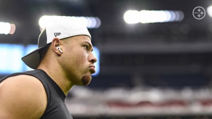 Pregame photos: Broncos arrive and prepare for Week 16 game vs. Rams