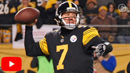 QB Ben Roethlisberger   celebrates the retirement of Big Ben