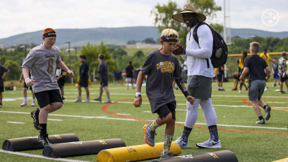 That's a wrap for our 2023 #Steelers Youth Football Camps! See yinz next  summer 