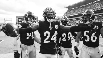 NFL's Steelers-Ravens game highlights need for a Covid playoff bubble