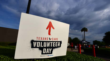 The Houston Texans announced the launch of a Girls FLAG Football Program in  collaboration with NFL FLAG and Nike.