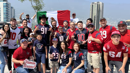 \ud83d\udcf8 | 2022 Texans Draft Party at the Miller Outdoor Theatre