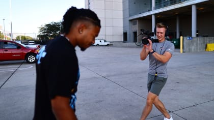 McGovern Medical School student shares key takeaways from clinical rotation  with Houston Texans - UTHealth Houston