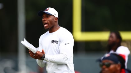 Houston Texans mini-camp 2023: Head coach Demeco Ryans' son MJ attends  practice just days before Father's Day - ABC13 Houston