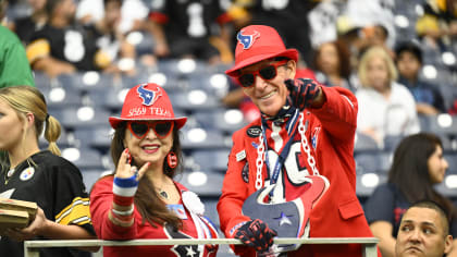 PHOTOS: Texans wear new Battle Red helmets during training camp