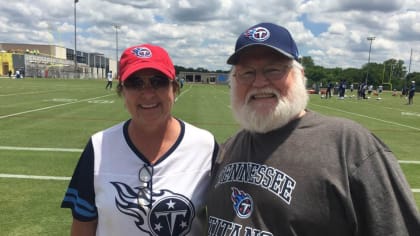 Gone But Not Forgotten: Titans Santa Brought Smiles to Nissan Stadium