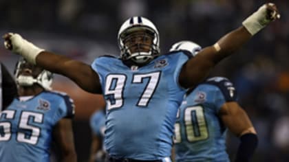 Vince Young guides resurgent Tennessee Titans past Houston Texans, NFL