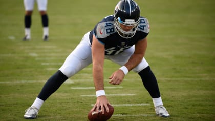 November 19, 2015: Tennessee Titans long snapper Beau Brinkley #48