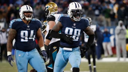 Titans total 94 yards of offense, their lowest in 49 years, in