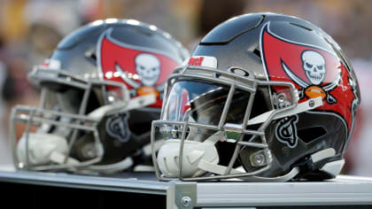 Pewter Report Ranks The All-Time Greatest Bucs: 16-18