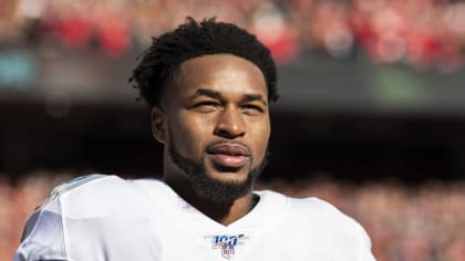 Titans' 2-time All-Pro safety Kevin Byard practices, doesn't talk