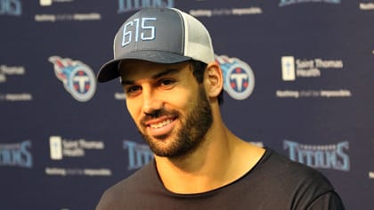 Patriots Sign Veteran WR Eric Decker