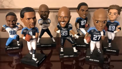 New England Patriots fans will love this Mike Vrabel bobblehead