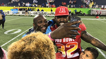 Tennessee Titans - Delanie Walker just caught a touchdown in the 2018 Pro  Bowl. He now has a TD catch in each of his three #ProBowl appearances. (