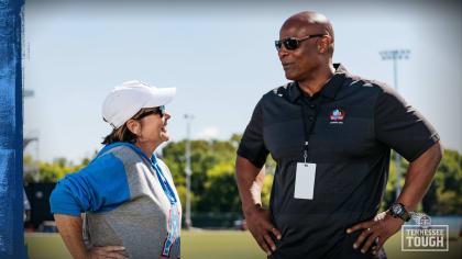 Hall of Fame QB Warren Moon: Titans Owner Amy Adams Strunk Has