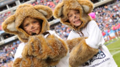 Indianapolis Colts junior cheerleaders shine in pregame performance