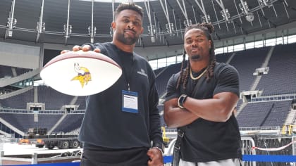 Danielle Hunter and K.J. Osborn hit London to promote International Series  - Daily Norseman