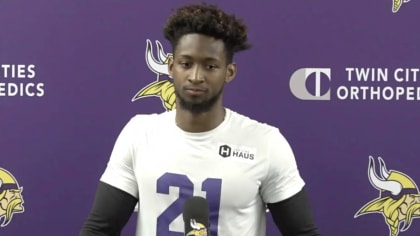 Minnesota Vikings cornerback Akayleb Evans takes part in joint drills with  the San Francisco 49ers at the Vikings NFL football team's practice  facility in Eagan, Minn., Wednesday, Aug. 17, 2022. (AP Photo/Bruce