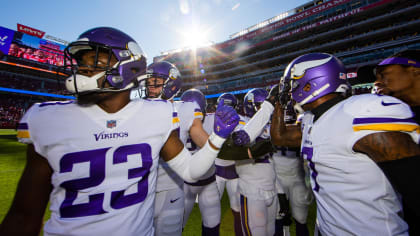 Minnesota Vikings defensive back Parry Nickerson (39) during an NFL  football game against the Chicago Bears, Sunday, Jan. 9, 2022 in  Minneapolis. Minnesota won 31-17. (AP Photo/Stacy Bengs Stock Photo - Alamy