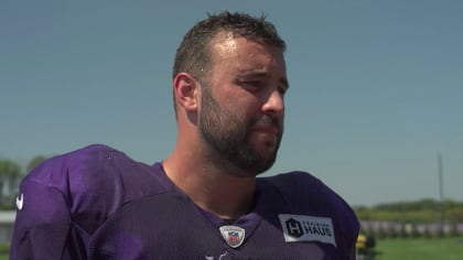 Rockford native Dean Lowry agrees to deal with Vikings