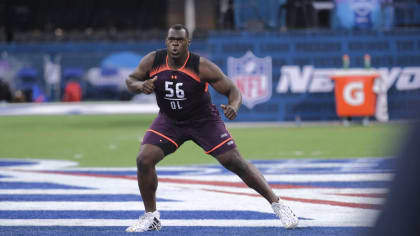 Elon Phoenix - This week's podcast features former Elon Football lineman  Oli Udoh of the Minnesota Vikings going through the draft process and his  first year in the NFL! 