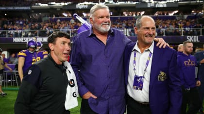 Vikings equipment manager Dennis Ryan retires after 47 years