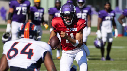 Kellen Mond Soaks Up QB Info During Drizzly 1st Vikings Practice