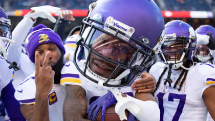 Vikings Edge Carolina [GALLERY]