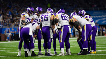 Minnesota Vikings guard Oli Udoh (74) blocks during an NFL football game  against the Baltimore Ravens, Sunday, Nov. 07, 2021 in Baltimore. (AP  Photo/Daniel Kucin Jr Stock Photo - Alamy