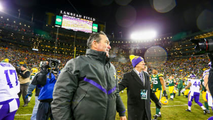 Vikings Fans Become Rowdy Seahawks Fans on Thursday Night