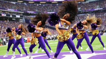 Team Spotlight: Minnesota Vikings Cheerleaders