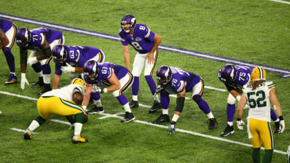 The Day When an NFL HOFer 'Mooned' The Green Bay Packers & Brett Favre  Threw A Pick Party For Vikings - EssentiallySports