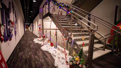 Buffalo Bills Grinch Sitting On Miami Dolphins Toilet And Step On