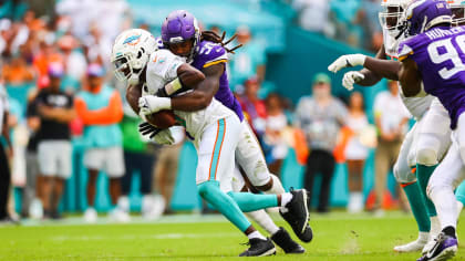 Blocked punt and safety seals win for Miami over Vikings, Bridgewater