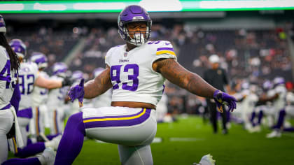 Vikings DT Jaylen Twyman is JACKED 