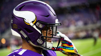 Minnesota Vikings cornerback Mike Hughes out for season with torn