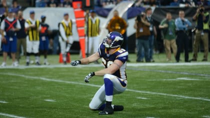 Vikings' Jared Allen Pursues Strahan's N.F.L. Record for Sacks