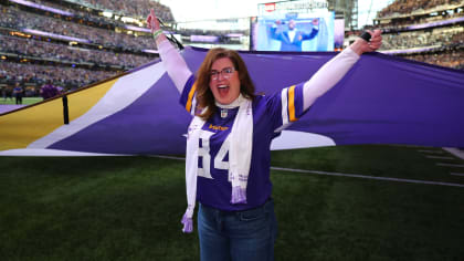 Vikings detail season ticket seat license fees (Video