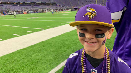 Cedar Rapids boy goes viral after surprise tickets to Vikings game