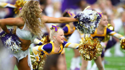 Minnesota Vikings Cheerleader's New Summer Uniform