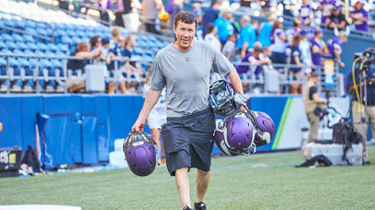 Vikings' Dennis Ryan named NFL Equipment Manager of the Year - Daily  Norseman