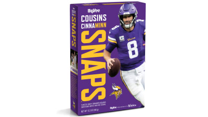 Hy-Vee Kirk Cousins Minnesota Vikings Cinnaminn Snaps EMPTY cereal box  DAMAGED