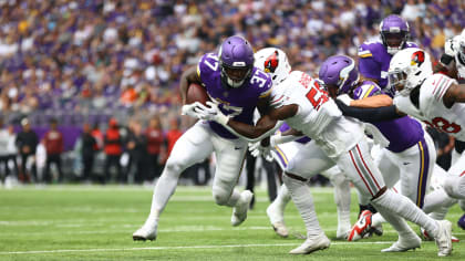 Vikings fumble into 0-2 hole with primetime loss to Eagles - Sports  Illustrated Minnesota Sports, News, Analysis, and More